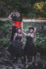 <a href="https://www.facebook.com/profile.php?id=100052319004640" target="_blank" rel="noopener noreferrer">© Jens Dreier</a><span style="color: #000000;">, Model: </span><a href="https://www.facebook.com/sabine19/" target="_blank" rel="noopener noreferrer">Sabine Schillbach</a>, Steffi S., Ti Na