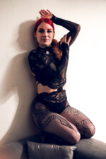 <a href="https://www.kimmariefotos.de" target="_blank" rel="noopener noreferrer">© Kim-Marie Fotos</a> - Model: <a href="https://www.facebook.com/jo.sie.1253/" target="_blank" rel="noopener noreferrer">Jo Sie</a>