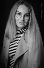 <a href="https://www.facebook.com/sabine19" target="_blank" rel="noopener noreferrer">© Sabine Schillbach</a> - Model: <a href="https://www.facebook.com/elisa.klemke.1/" target="_blank" rel="noopener noreferrer">Elisa Klemke</a>